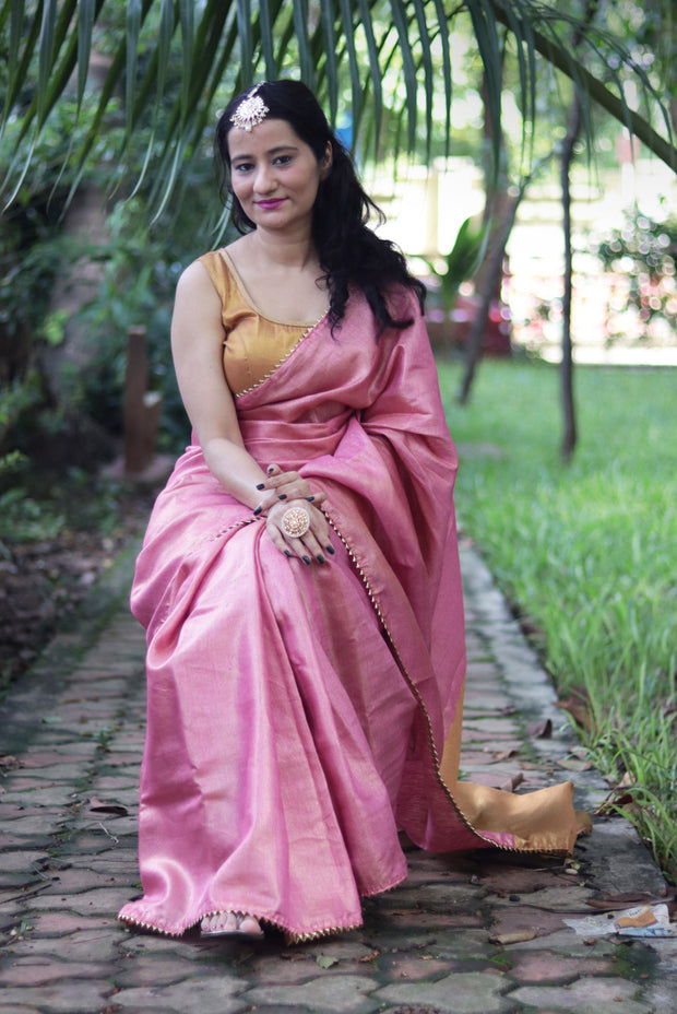 The Queen's Tiara (SAREE)