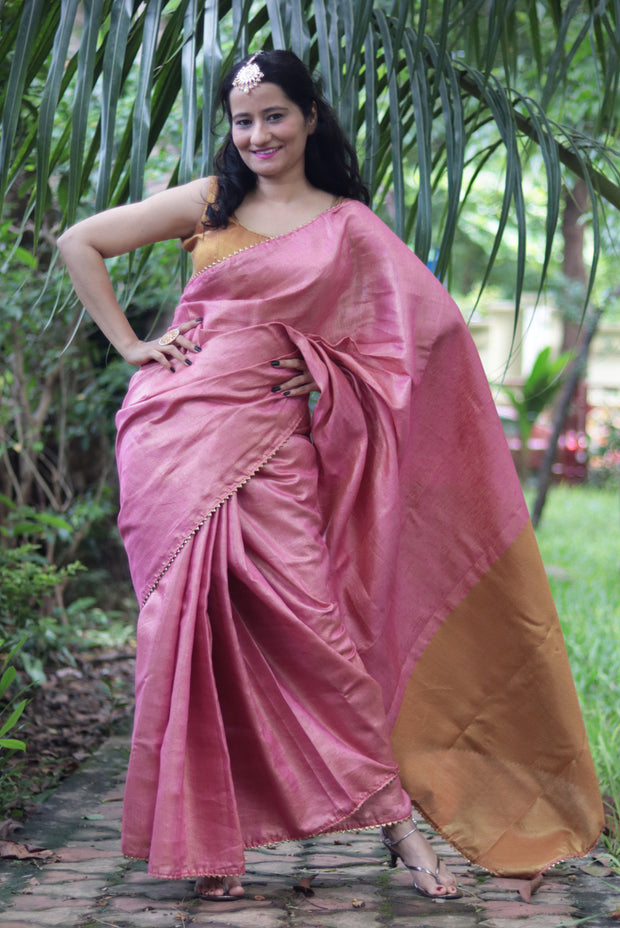 The Queen's Tiara (SAREE)