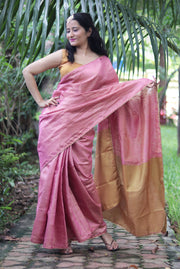 The Queen's Tiara (SAREE)