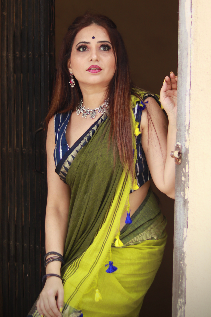 Acacia Blossom (SAREE)