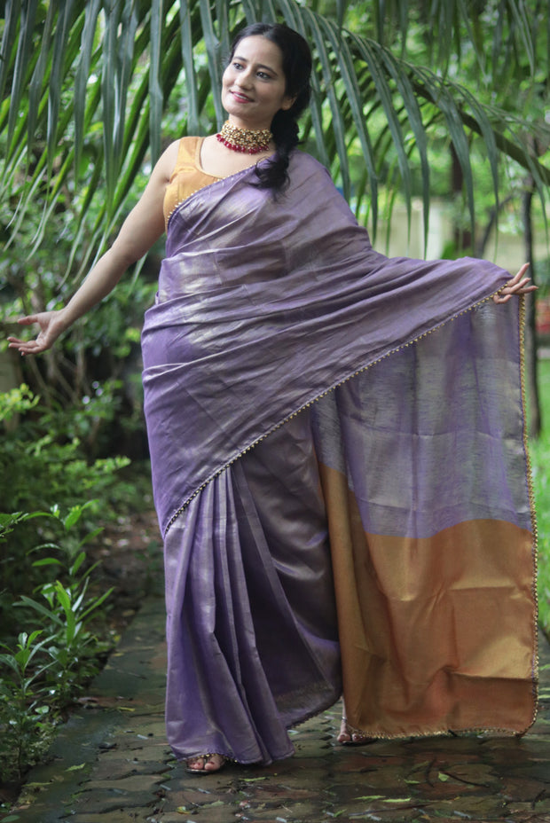 The Queen's Necklace (SAREE)