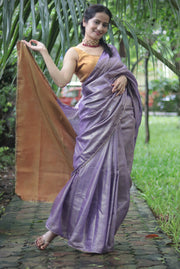 The Queen's Necklace (SAREE)