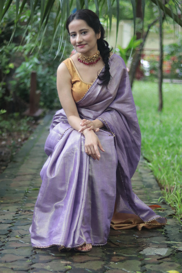The Queen's Necklace (SAREE)