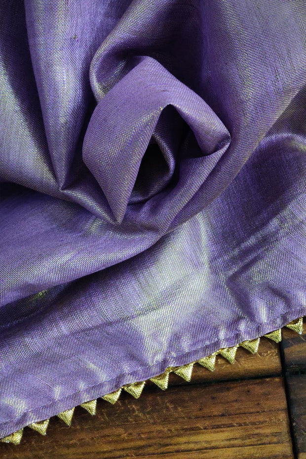 The Queen's Necklace (SAREE)