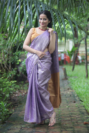 The Queen's Necklace (SAREE)