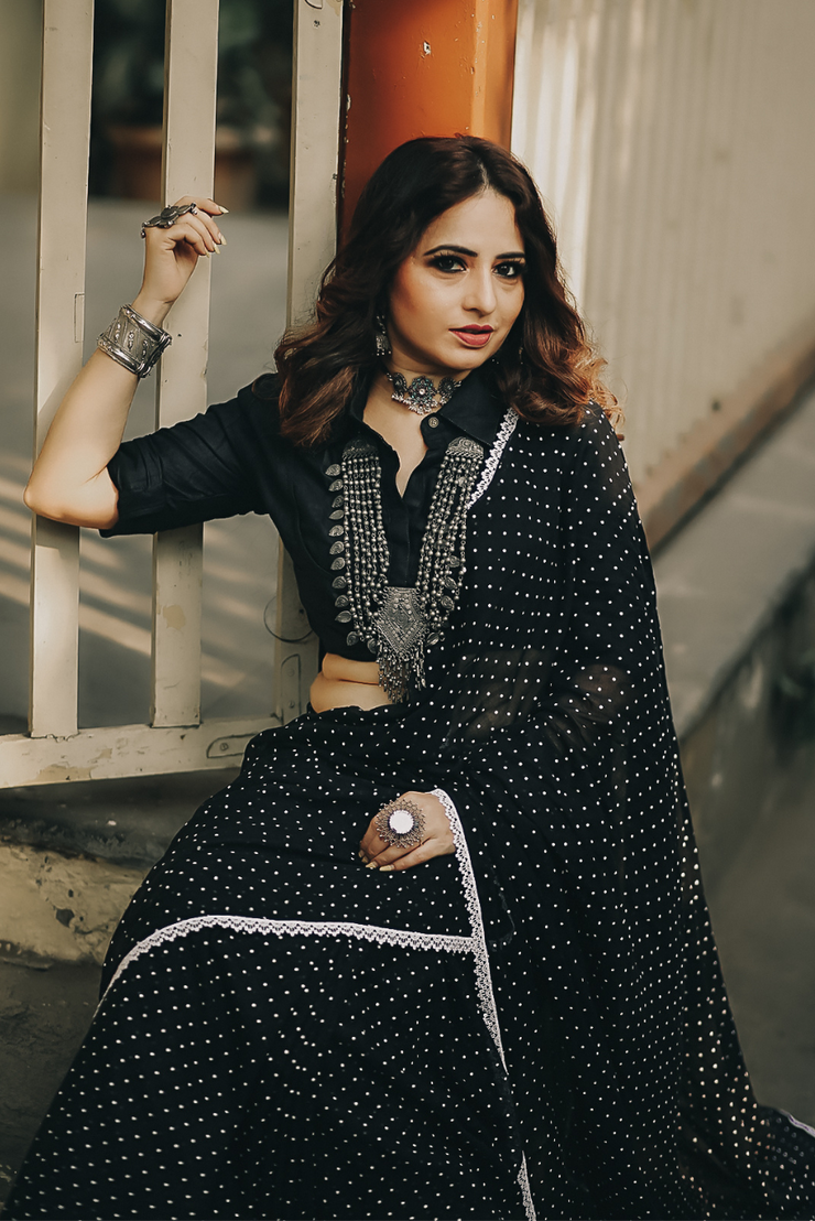 Yin (SAREE)