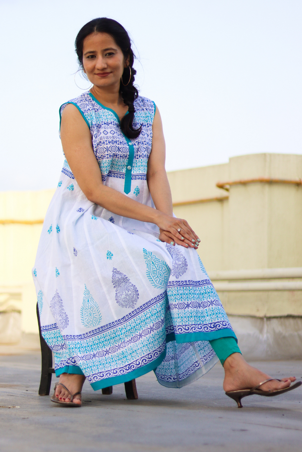 White Jasmine (KURTI)