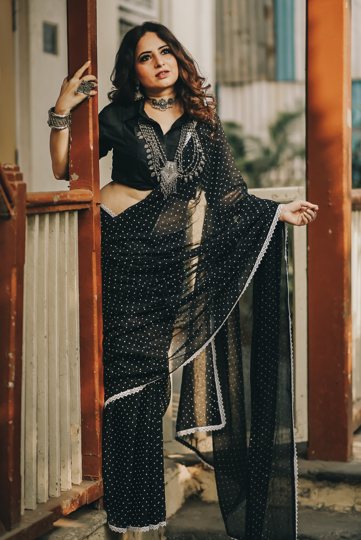 Yin (SAREE)