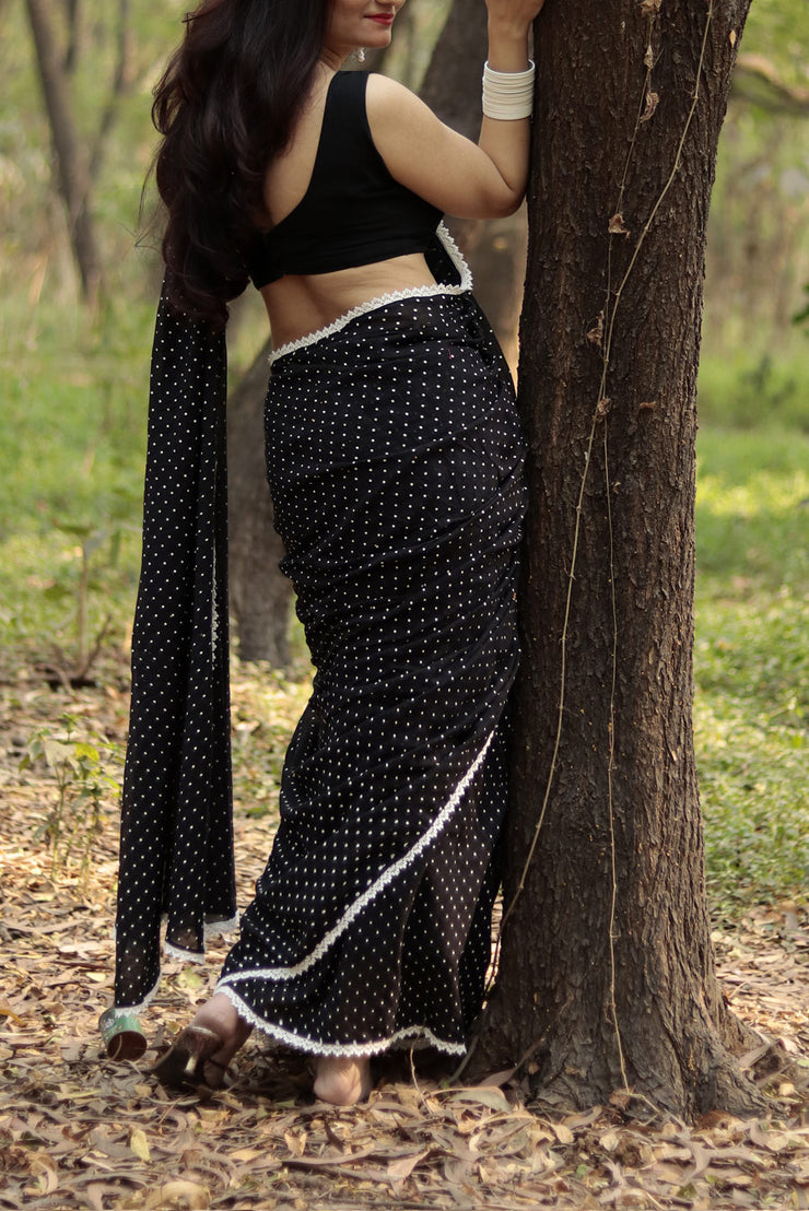 Yin (SAREE)