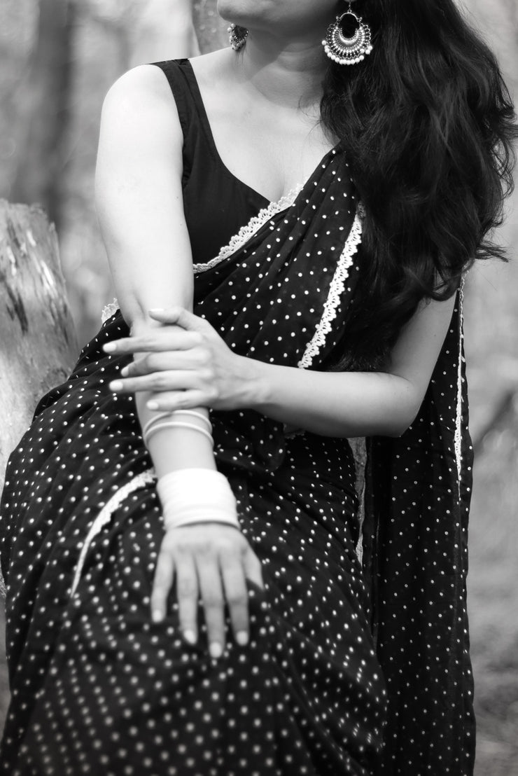 Yin (SAREE)