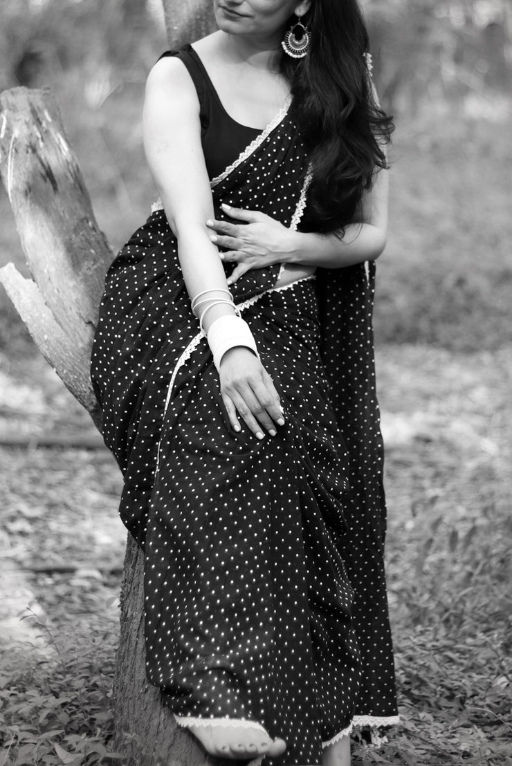 Yin (SAREE)